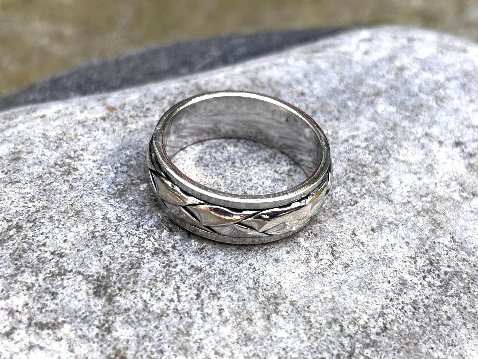 Sterling Silver Spinner Etched Meditation Ring