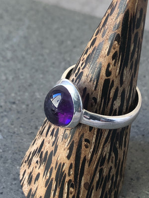 Small Oval Amethyst Silver Ring