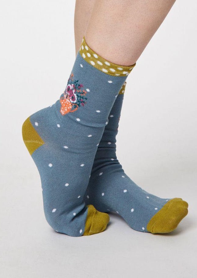 Sustainable and Ethical Bamboo Flower Socks-Sea Blue by Thought